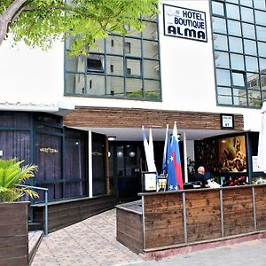 Hotel Alma - Near The Sea